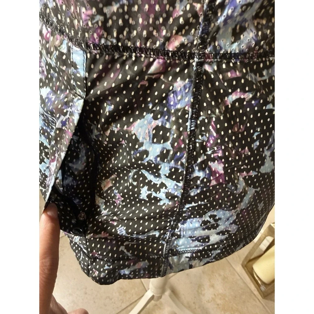 Lululemon Back Pack It Vest Size 4 Floral Sport Tranquil Blue Stowaway Hood